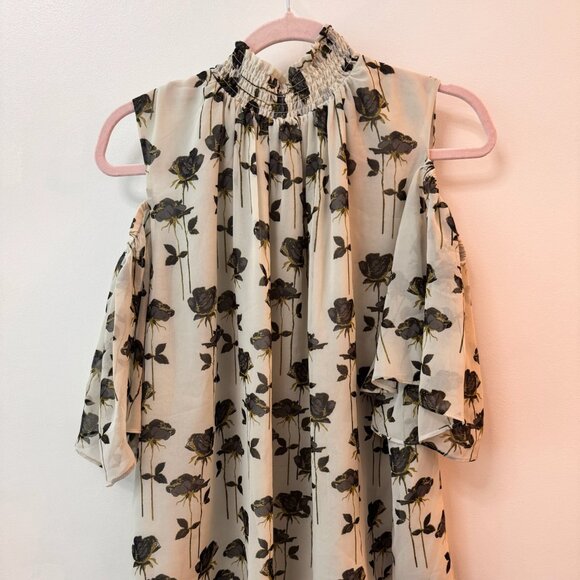 ✨ Rachel Roy | Cold Shoulder Floral Top | Size 2X ✨ - Picture 2 of 8